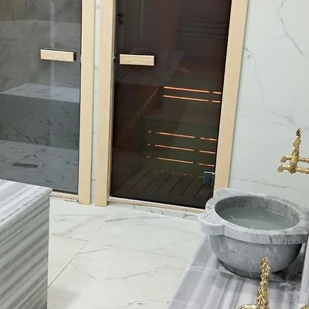 Apartment Daly 3 *
